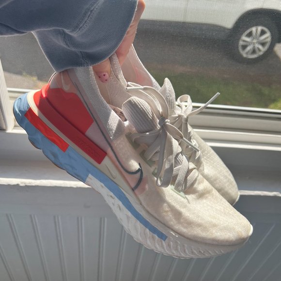 Nike React Infinity Run Flyknit - Picture 2 of 5